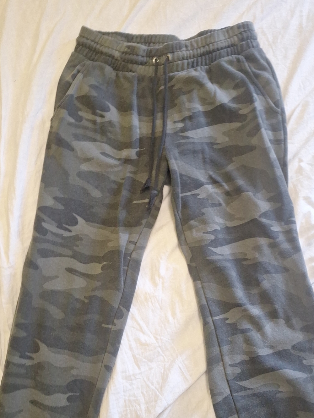 wild fable Gray Camo Kids Joggers Size M
